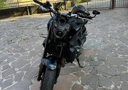 Yamaha MT-09 (2021 - 23) usata