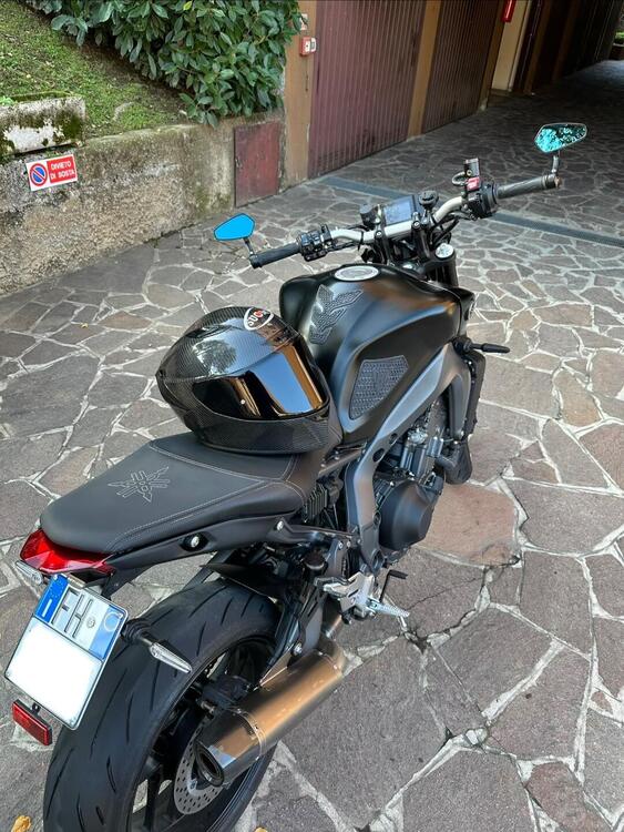 Yamaha MT-09 (2021 - 23) (4)
