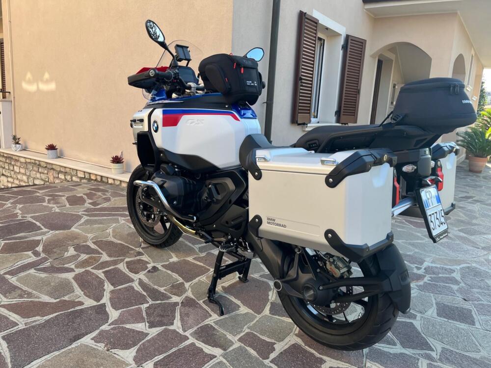 Bmw R 1300 GS Adventure Trophy (2025) (3)