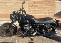 Moto Guzzi V7 III Stone (2017 - 20) usata