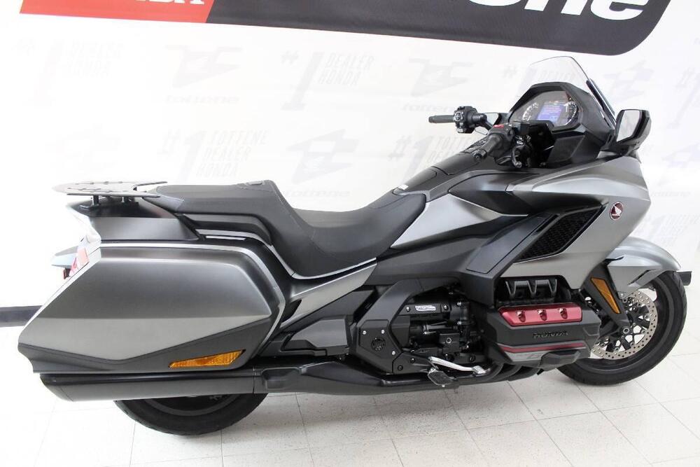 Honda GL 1800 Gold Wing DCT (2021 - 24) (2)