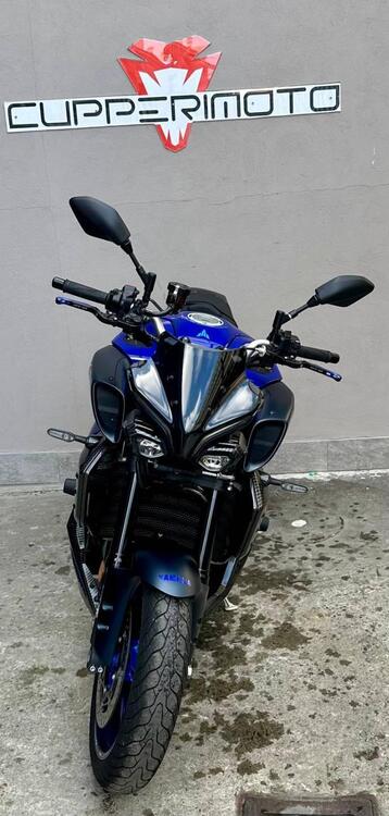 Yamaha MT-10 (2022 - 25) (2)