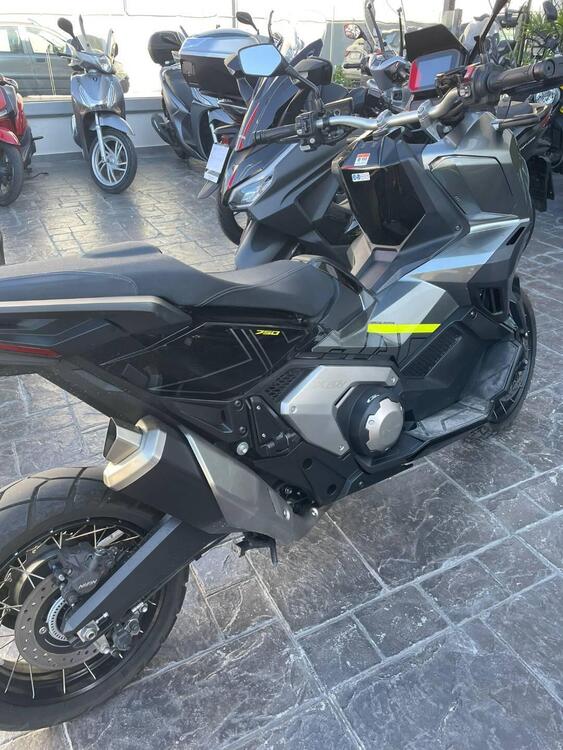 Honda X-ADV 750 DCT (2021 - 24) (3)