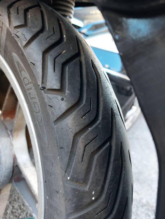 Kymco People 200 S (2005 - 06) (5)