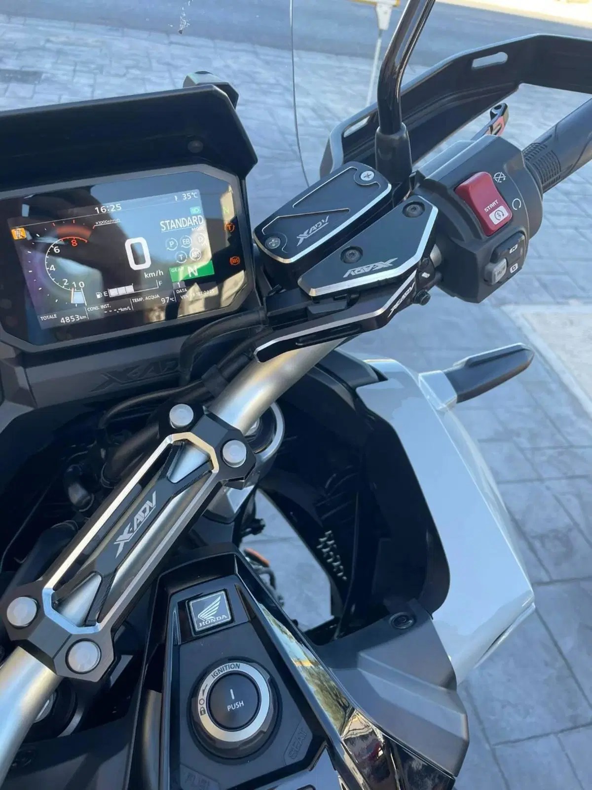 Honda X-ADV 750 DCT (2021 - 24) (3)