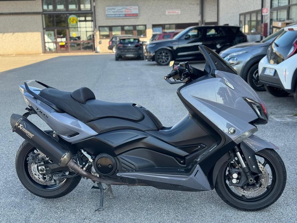 Yamaha T-Max 530 Lux Max ABS (2016 - 17) (4)