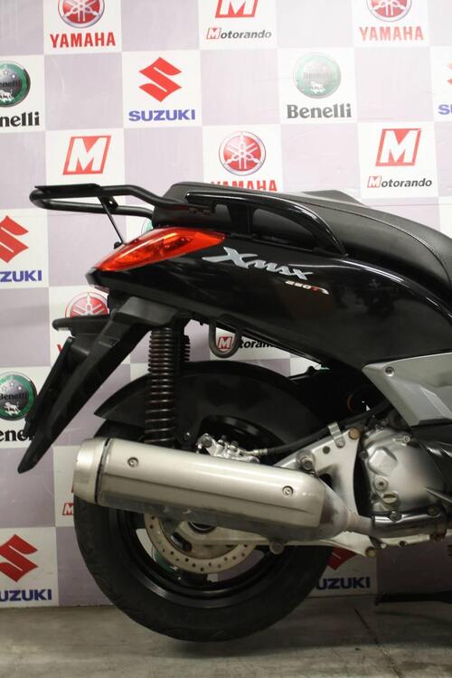Yamaha X-Max 250 (2007 - 09) (4)