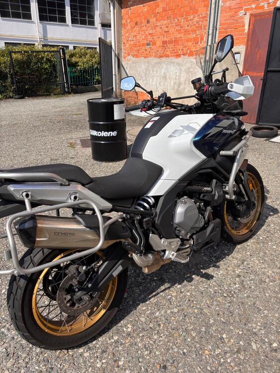 CFMOTO 700MT Adventure (2025) (3)