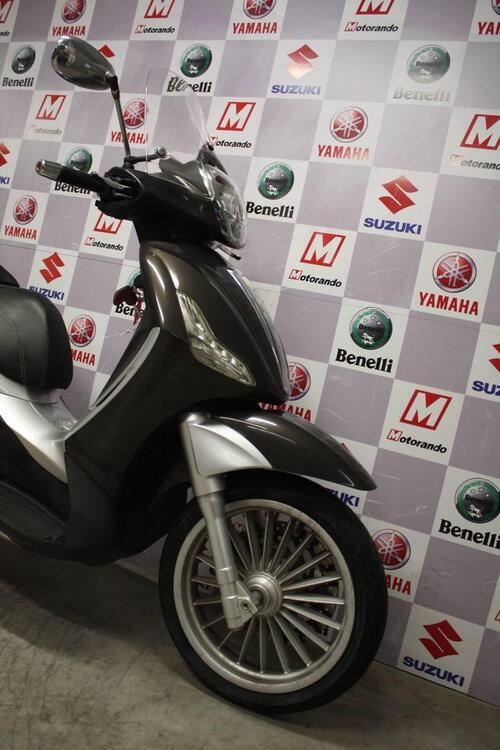 Piaggio Beverly 300 i.e. (2010 - 16) (3)