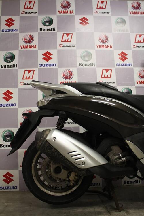 Piaggio Beverly 300 i.e. (2010 - 16) (4)