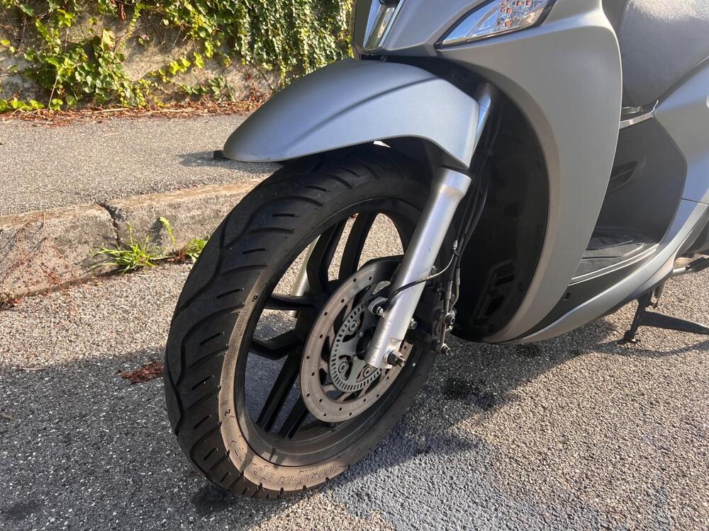 Kymco People 125i S ABS (2024 - 25) (2)