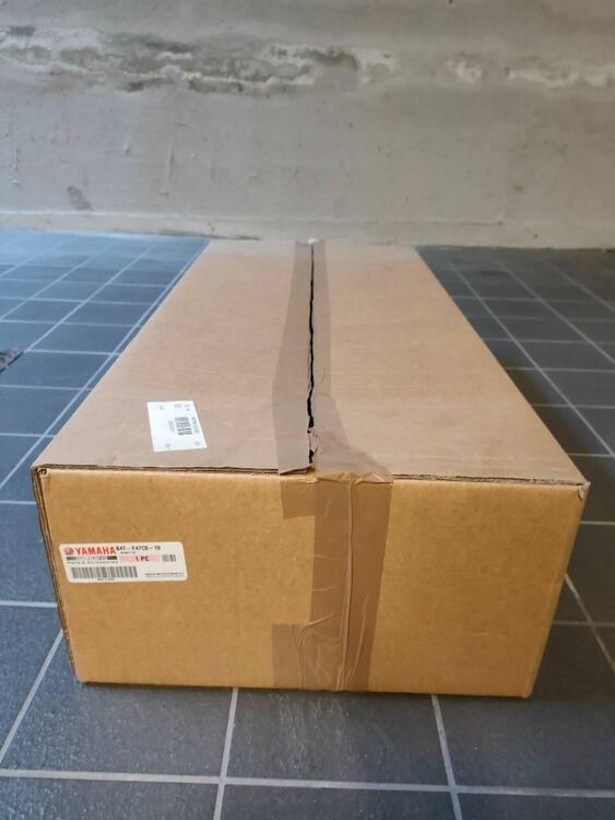 SELLA ORIGINALE YAMAHA TRACER 7 2020>2024 COD.B4TF (2)