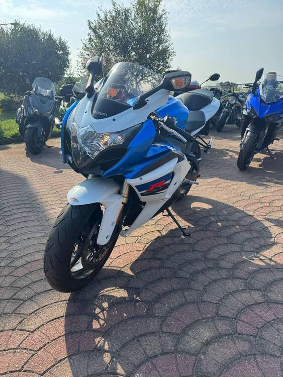 Suzuki GSX-R1000 (2009 - 11) (4)