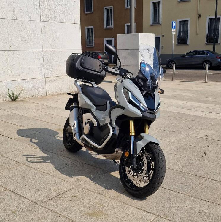 Honda X-ADV 750 DCT Gravel (2021 - 24) (2)