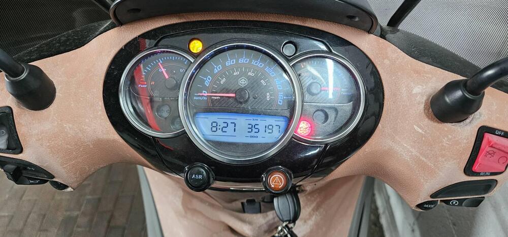 Piaggio Beverly 350 SportTouring ie ABS (2011 - 17)