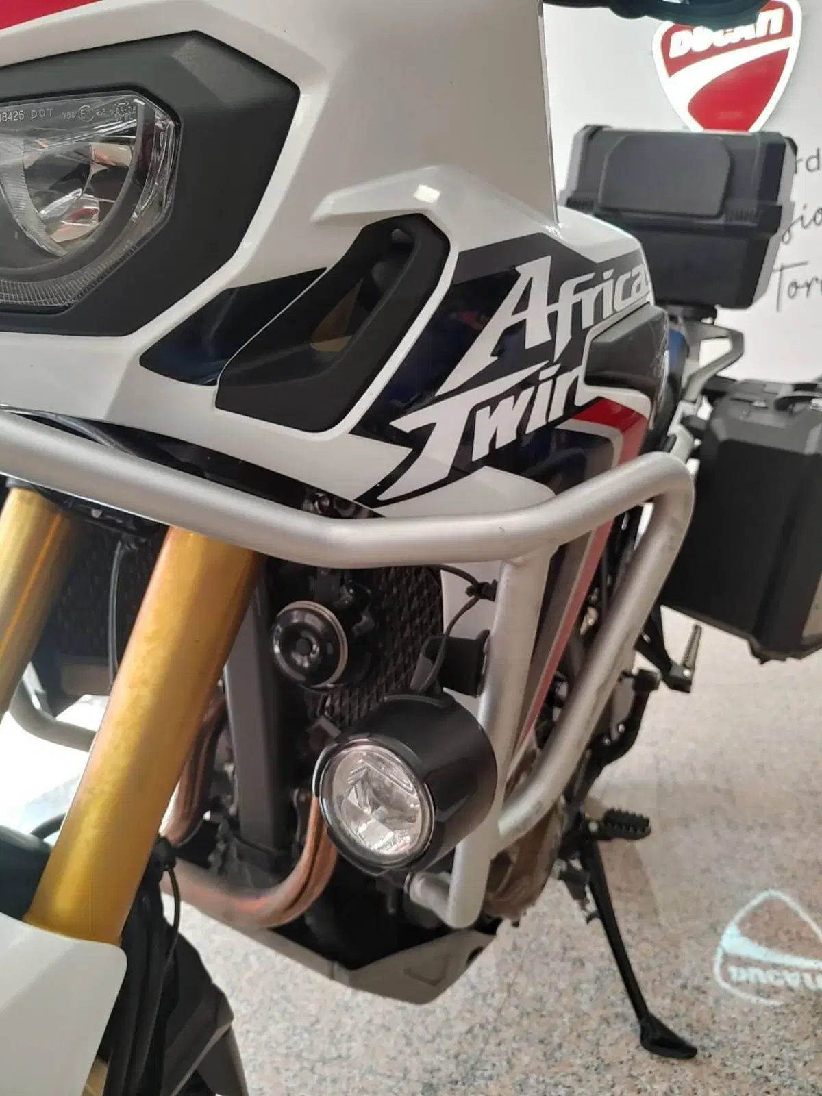 Honda Africa Twin CRF 1000L DCT ABS Travel Edition (2016 - 17) (12)