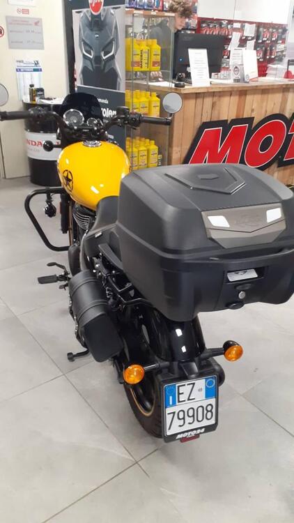 Royal Enfield Meteor 350 Fireball (2021 - 25) (2)