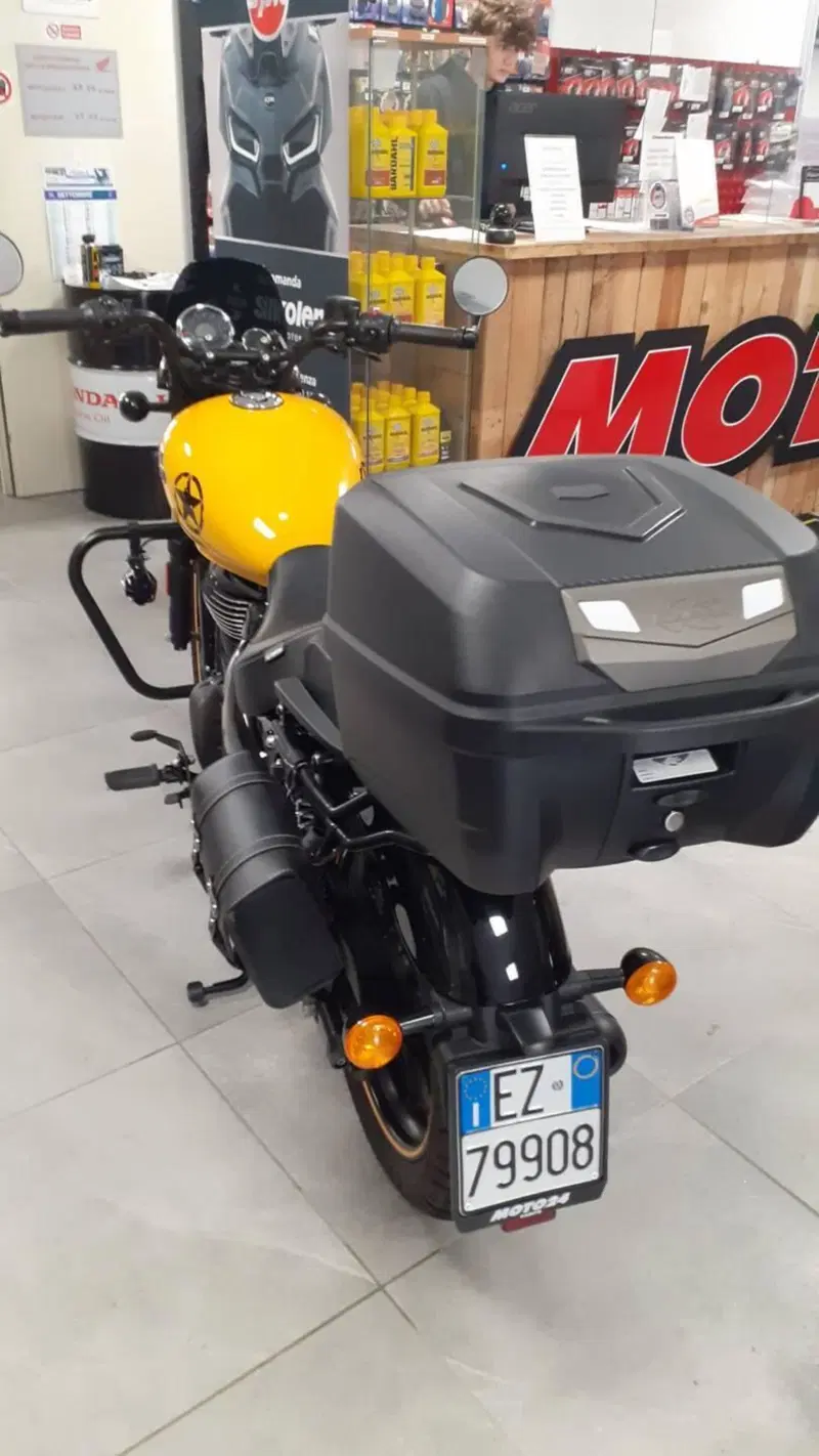 Royal Enfield Meteor 350 (2021 - 26) (2)