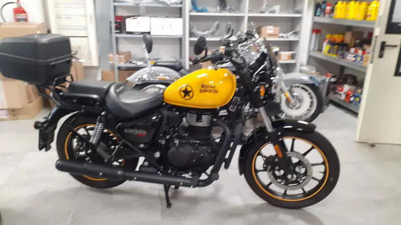 Royal Enfield Meteor 350 (2021 - 26) (4)