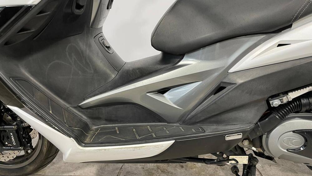 Kymco Xciting 400i (2012 - 17) (4)