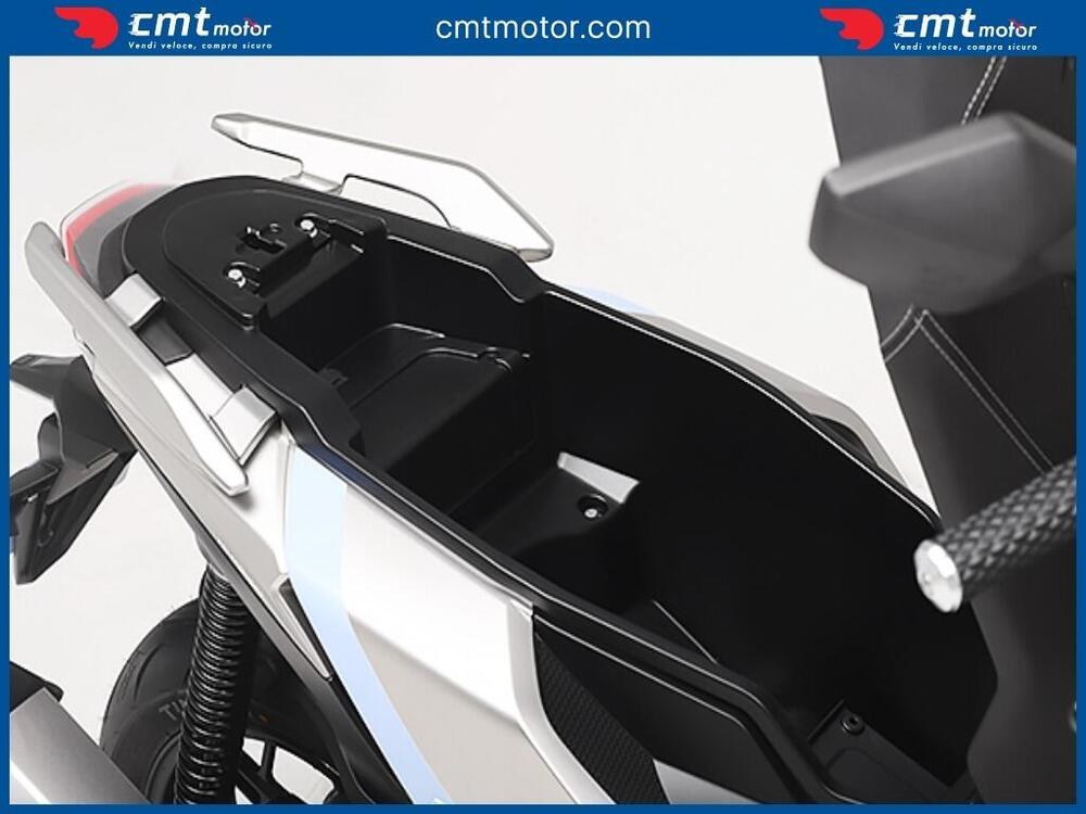 Kl Nexy 125 (2025) (4)