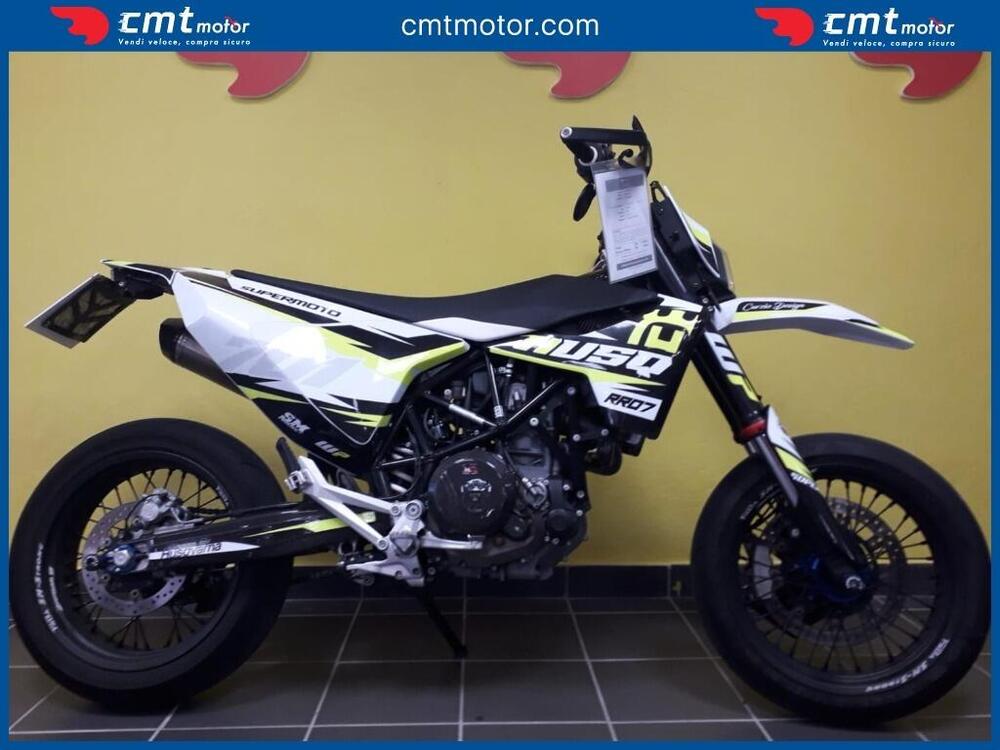 Husqvarna 701 Supermoto (2021)