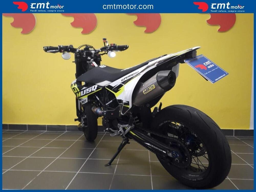 Husqvarna 701 Supermoto (2021) (4)