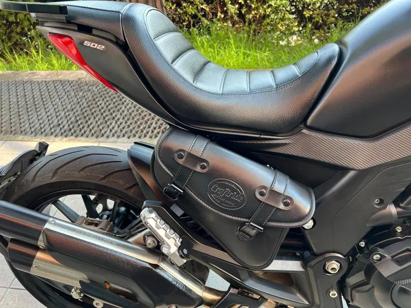 Benelli 502 C (2021 - 25) (16)