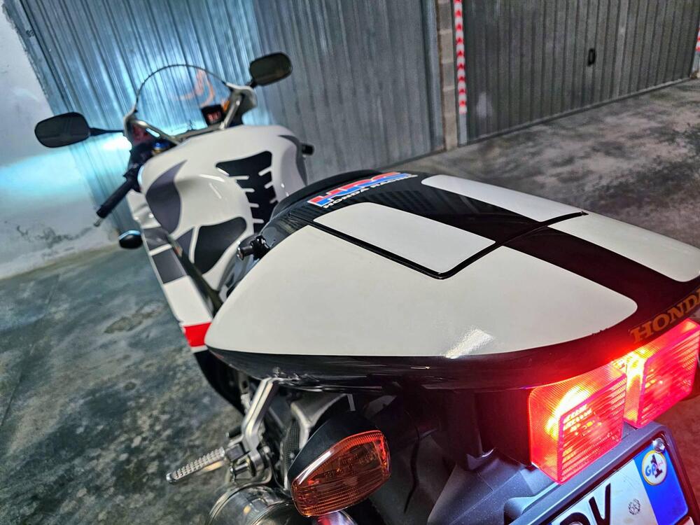 Honda VTR 1000 SP-2 (2002 - 06) (4)