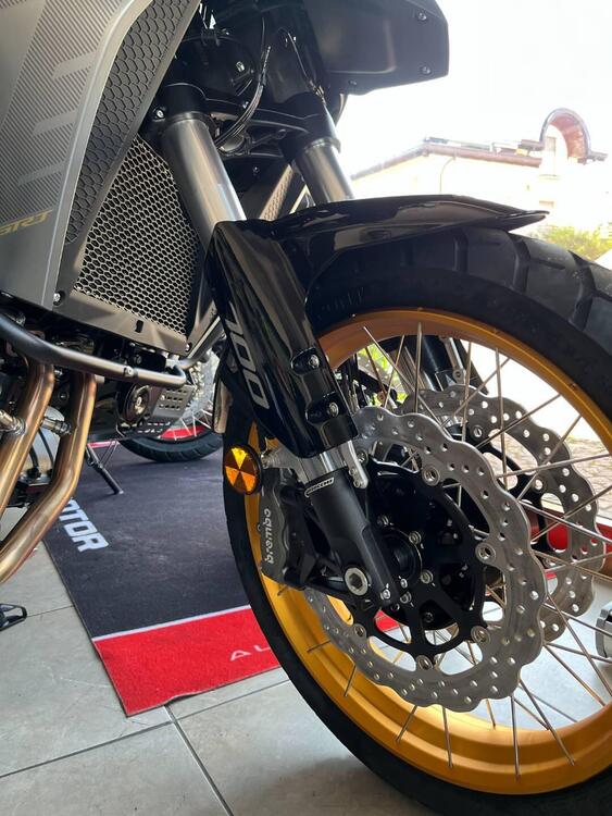 QJ Motor SRT 700 SX (2025) (4)