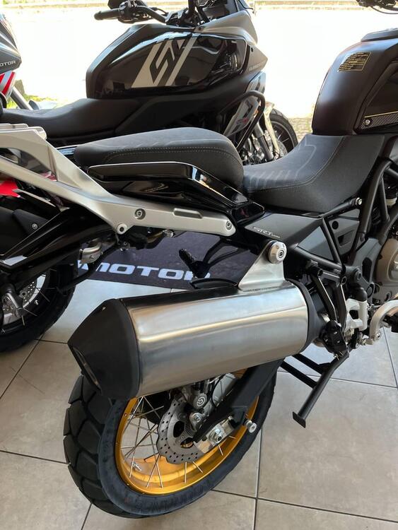 QJ Motor SRT 700 SX (2025) (5)