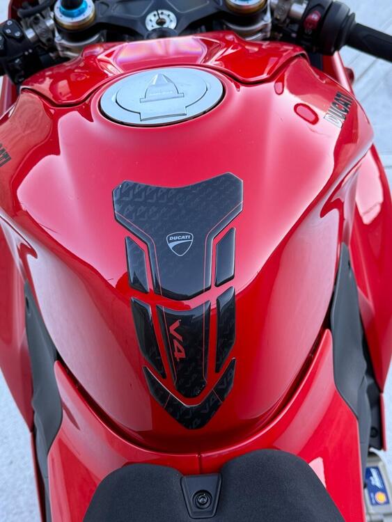 Ducati Panigale V4 S (2025) (4)