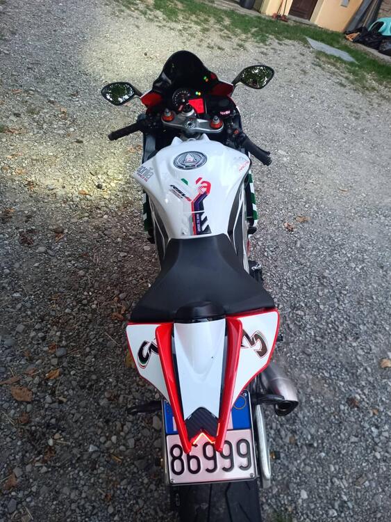 Aprilia RSV4 R (2009 - 12) (2)