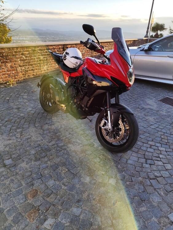 MV Agusta Turismo Veloce 800 (2020) (2)