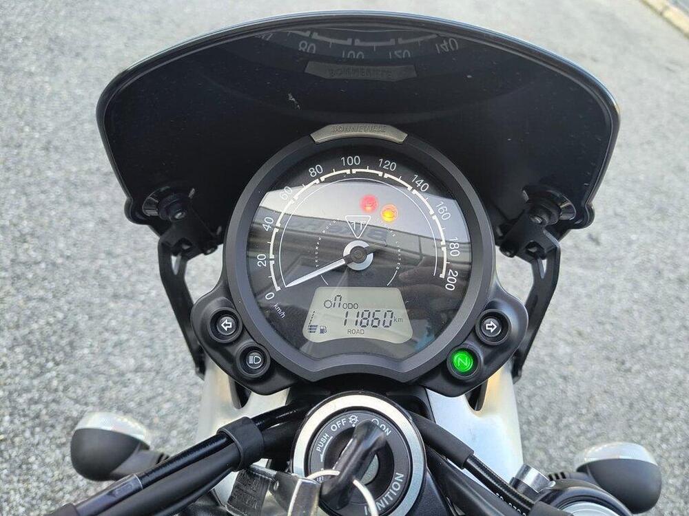 Triumph Street Twin 900 (2019 - 20) (2)