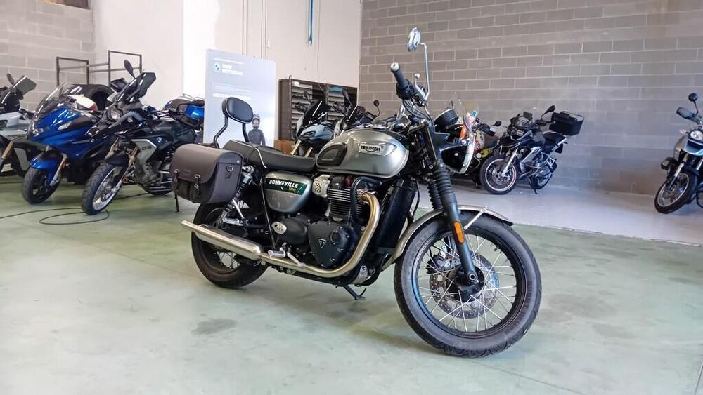 Triumph Bonneville T100 (2021 - 25) (3)