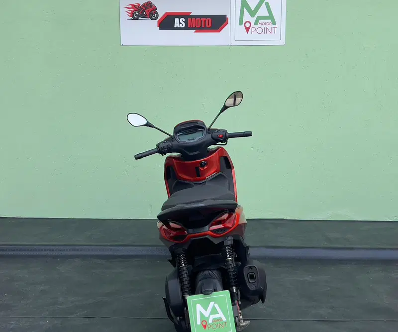 Piaggio Beverly 300 ABS-ASR (2021 - 25) (5)