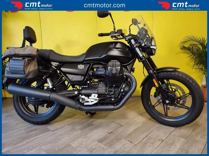 Moto Guzzi V7 Stone (2021 - 24)