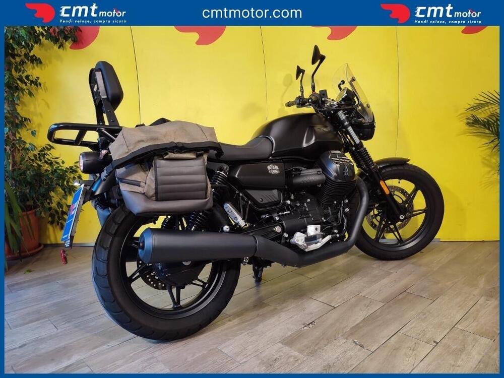 Moto Guzzi V7 Stone (2021 - 24) (4)