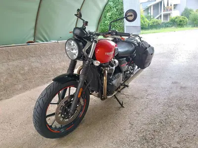 Triumph Street Twin 900 (2019 - 20) usata