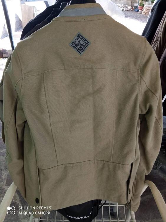 vendesi giubbino donna Tucano Urbano