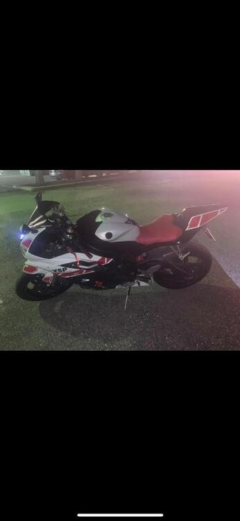 Yamaha YZF R6 (2006 - 07)