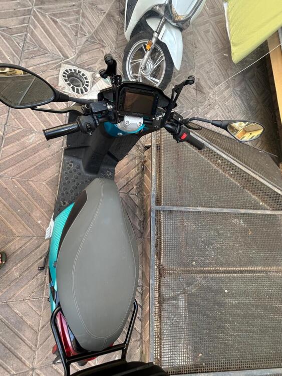 Piaggio 1 Active (2022 - 25) (3)