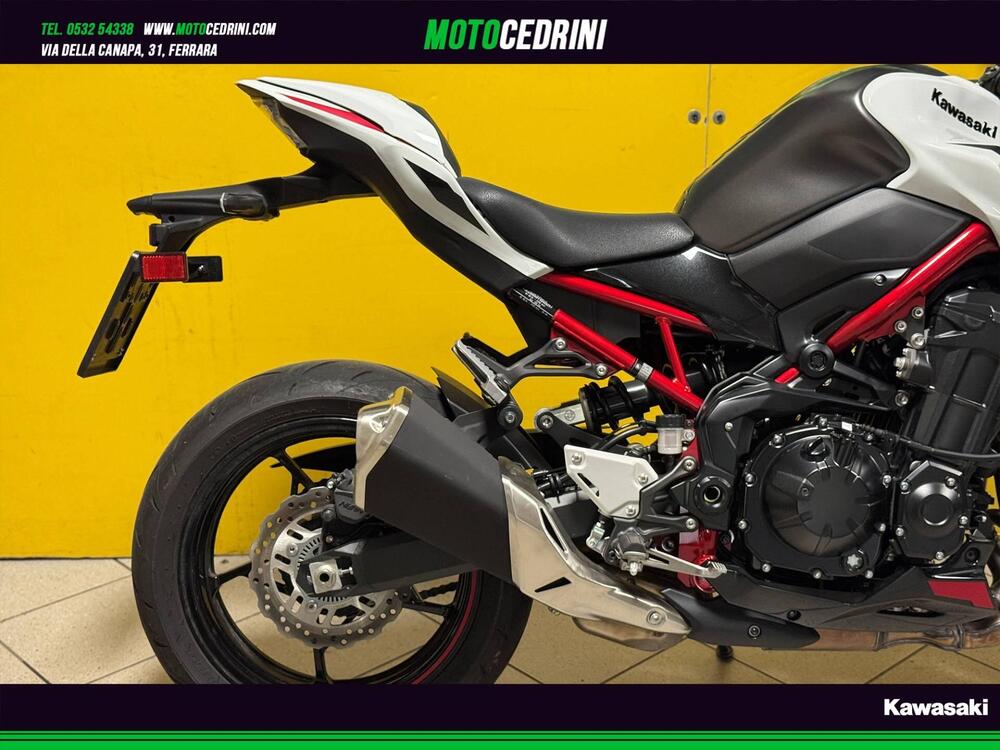 Kawasaki Z 900 (2021 - 24) (4)