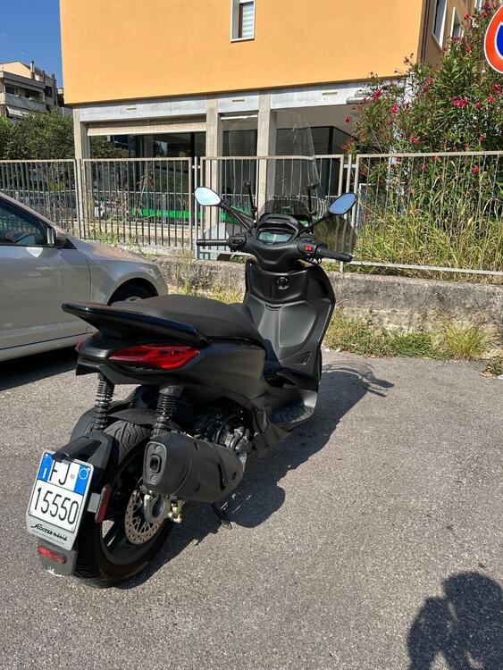 Piaggio Beverly 300 Hpe (2021) (5)