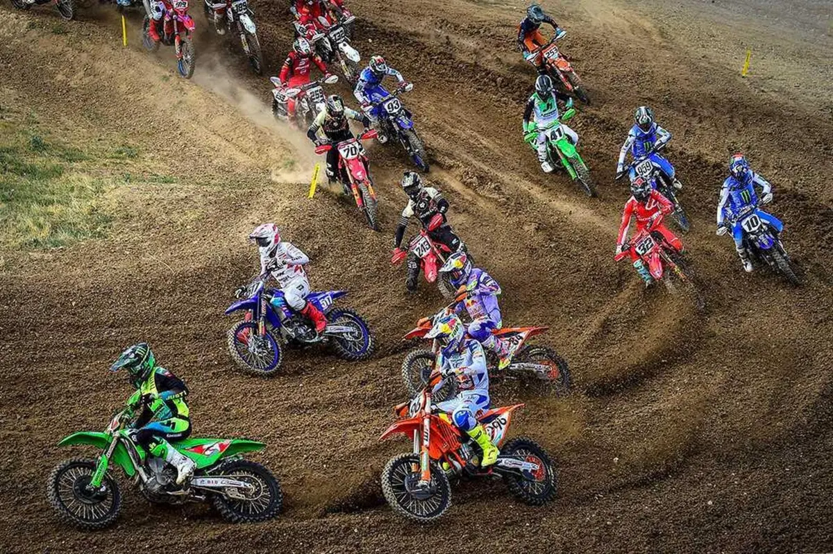 MXGP25 #20 Australia. Gara 1, Romain Febvre è Campione del Mondo. Gara 2 MX2, è Simon Laengenfelder [VIDEO] (28)