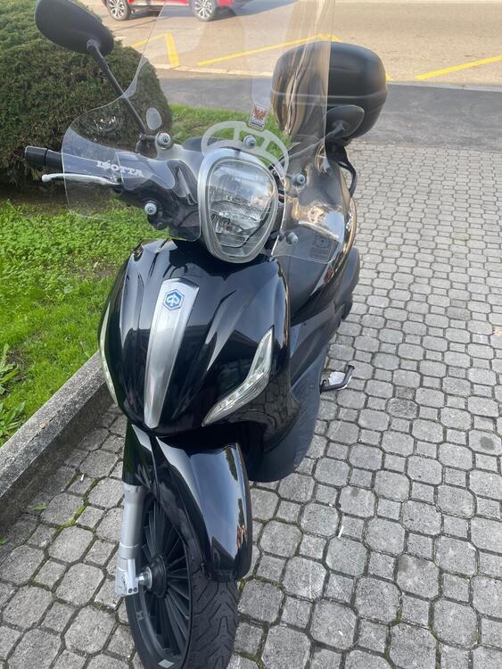 Piaggio Beverly 300 i.e. (2010 - 16) (4)