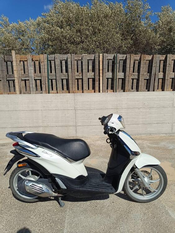 Piaggio Liberty 50 i-get (2016 - 18) (5)