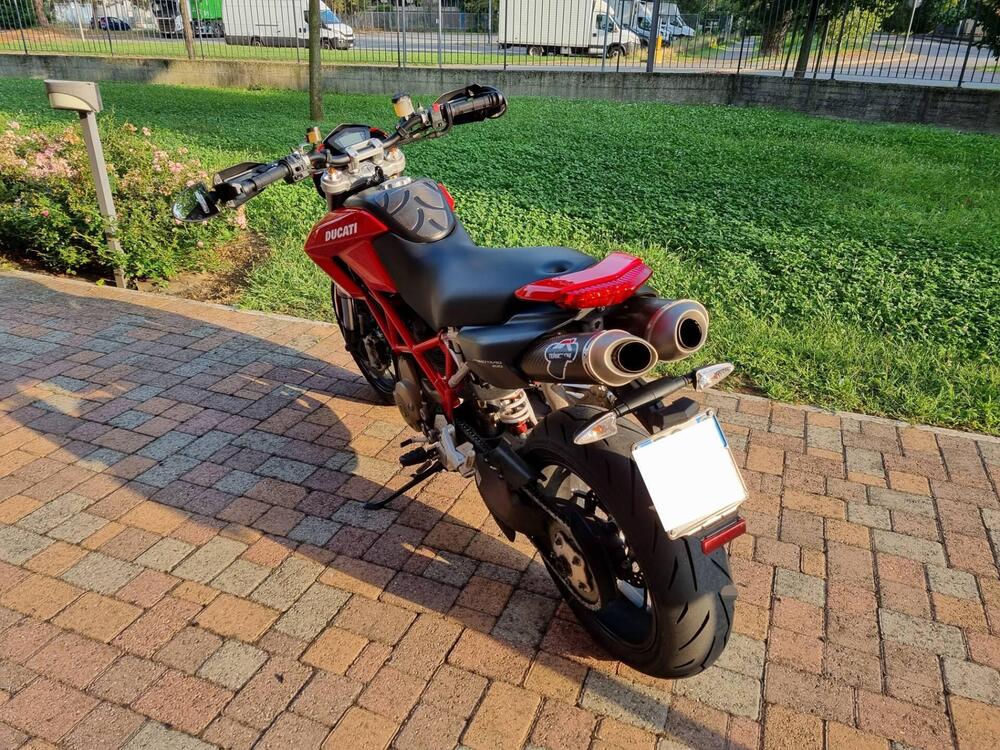 Ducati Hypermotard 1100 (2007 - 09) (4)