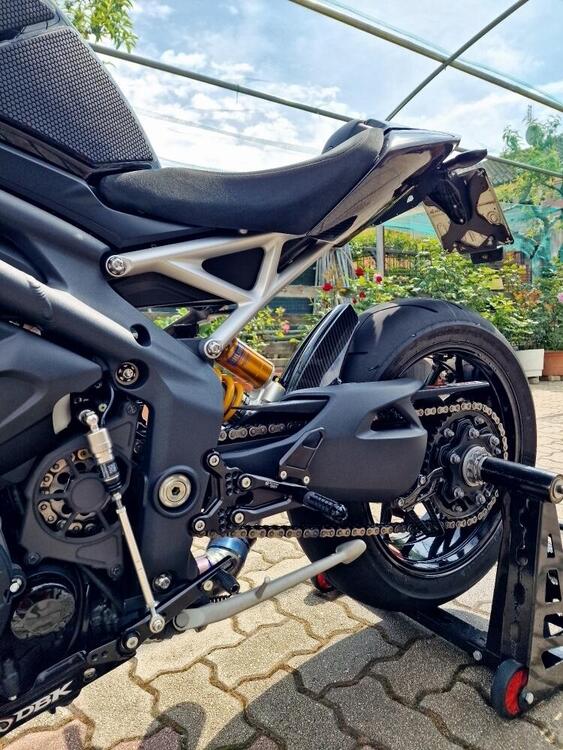 Triumph Speed Triple 1200 RS (2021 - 24) (2)